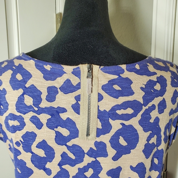 Ann Taylor Loft Petites Short Sleeved Animal Print Blouse Size Small EUC - Picture 4 of 14